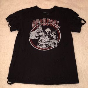 Distressed women’s Deadpool shirt